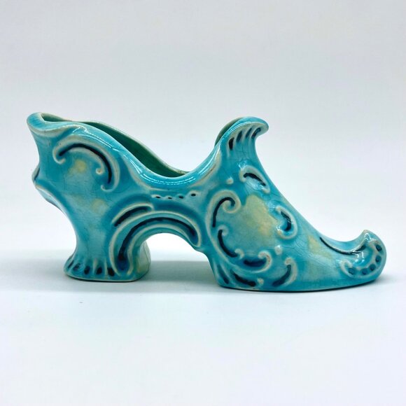 Vintage Turquoise Ceramic Shoe Figurine Fancy Detailing Glass Slipper - Picture 3 of 10